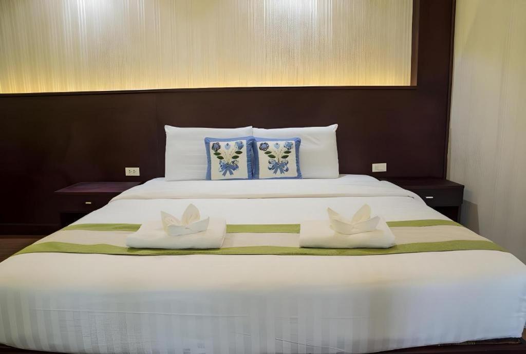 Saysamphanh Hotel Луанг Прабанг Екстериор снимка