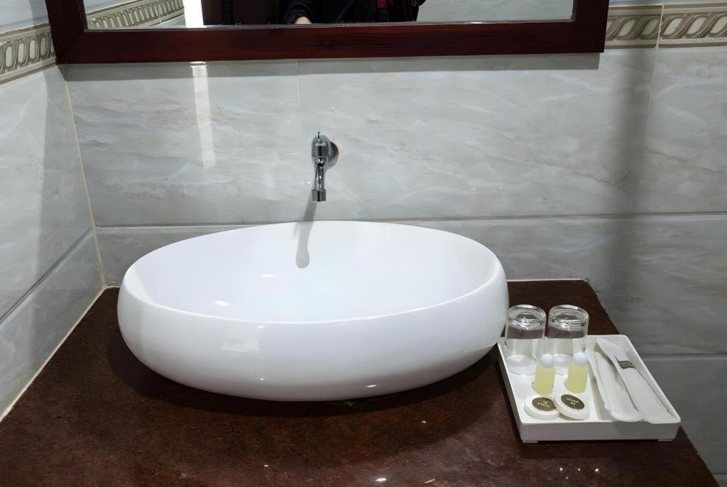Saysamphanh Hotel Луанг Прабанг Екстериор снимка