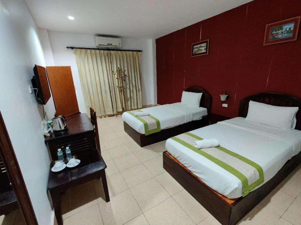 Saysamphanh Hotel Луанг Прабанг Екстериор снимка