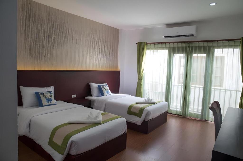 Saysamphanh Hotel Луанг Прабанг Екстериор снимка
