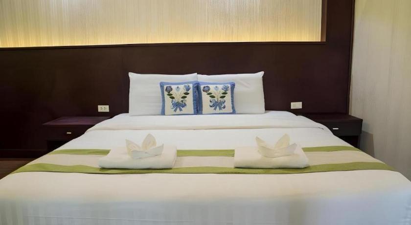 Saysamphanh Hotel Луанг Прабанг Екстериор снимка