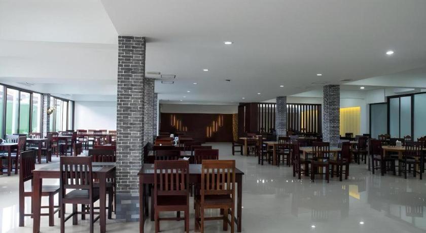 Saysamphanh Hotel Луанг Прабанг Екстериор снимка