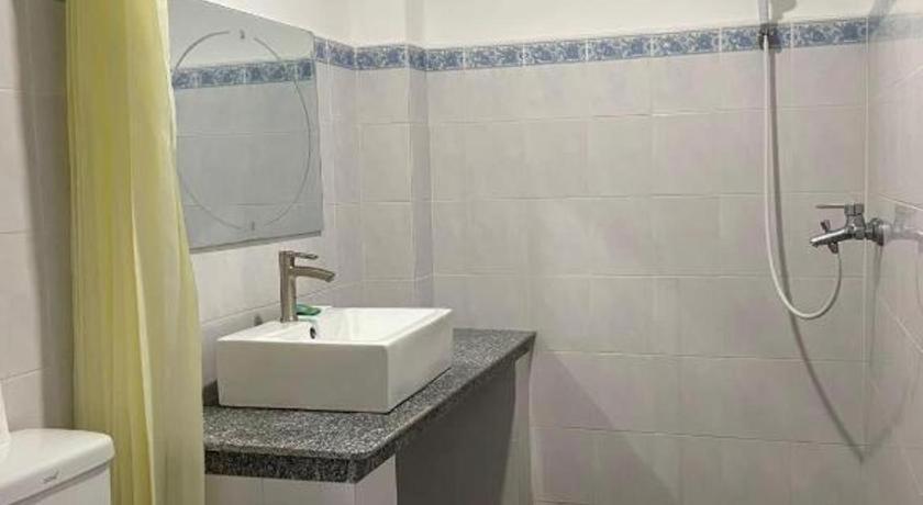 Saysamphanh Hotel Луанг Прабанг Екстериор снимка